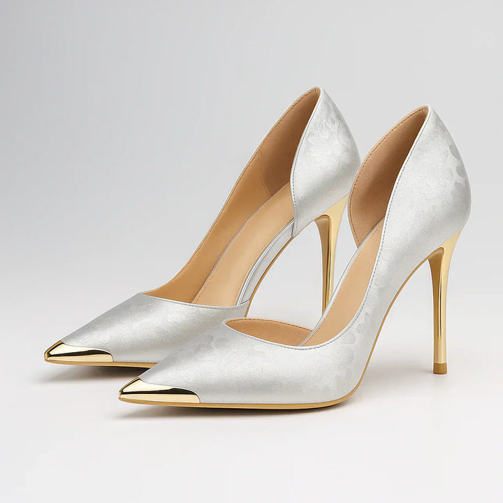 Verde Éclat™ – Tacones de Satén con Punta Dorada