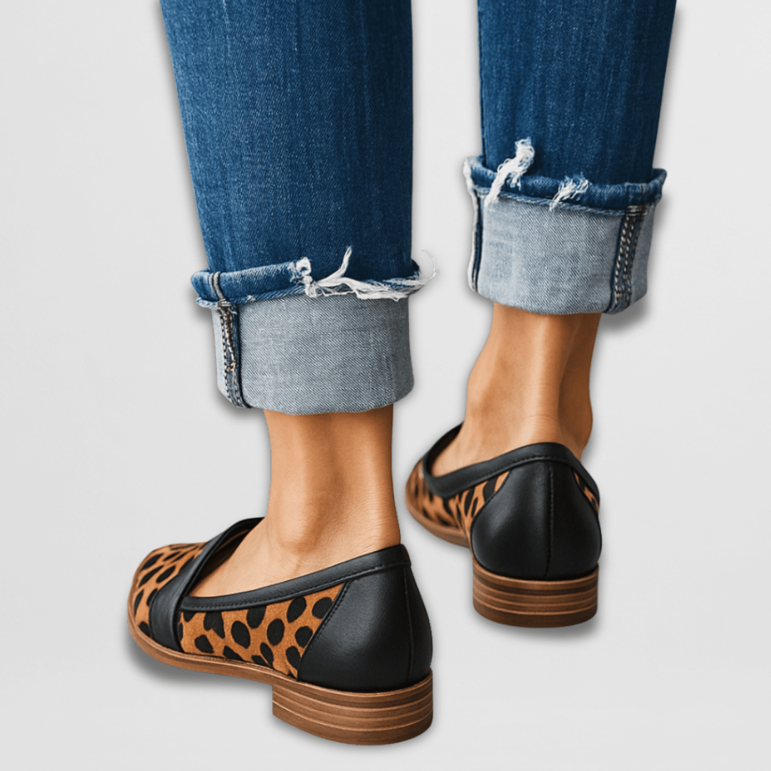 Carmen™ | Mocasines de Ante Suave