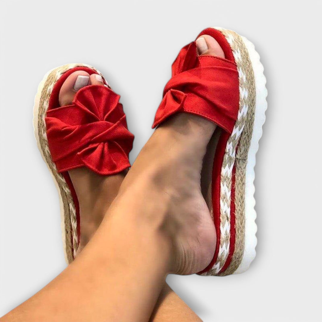 Seina – Sandalias Cómodas con Detalle de Lazo