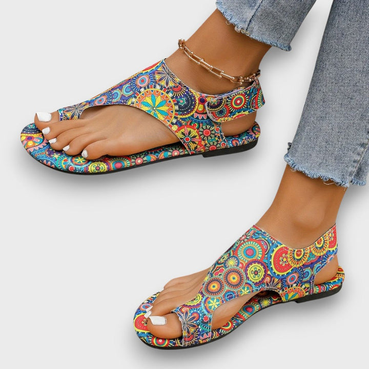 Sorima – Sandalias Boho con Patrón de Mandala
