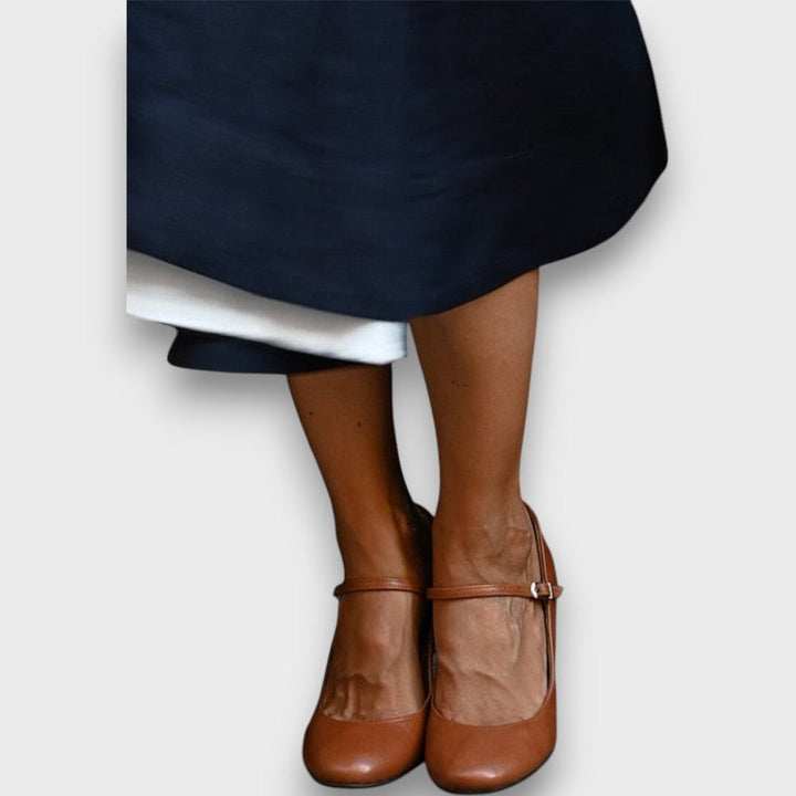 Bravina – Sandalias de uso diario con tiras delicadas