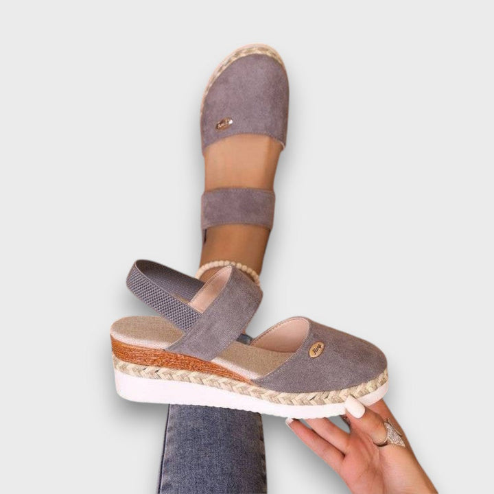 Noreva – Sandalia de Plataforma con Diseño Confortable