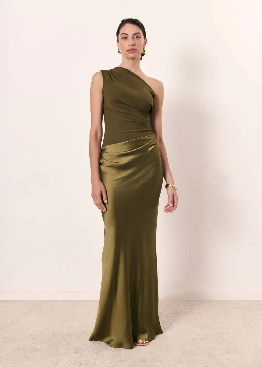 Vestido Maxi con Cintura en Satén