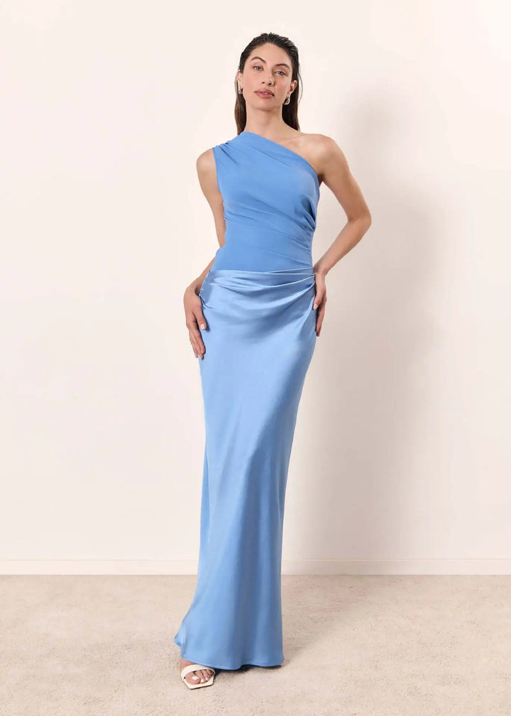 Vestido Maxi con Cintura en Satén