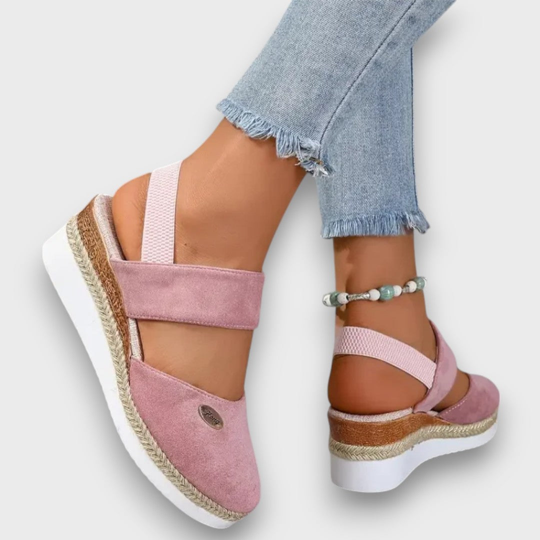 Noreva – Sandalia de Plataforma con Diseño Confortable