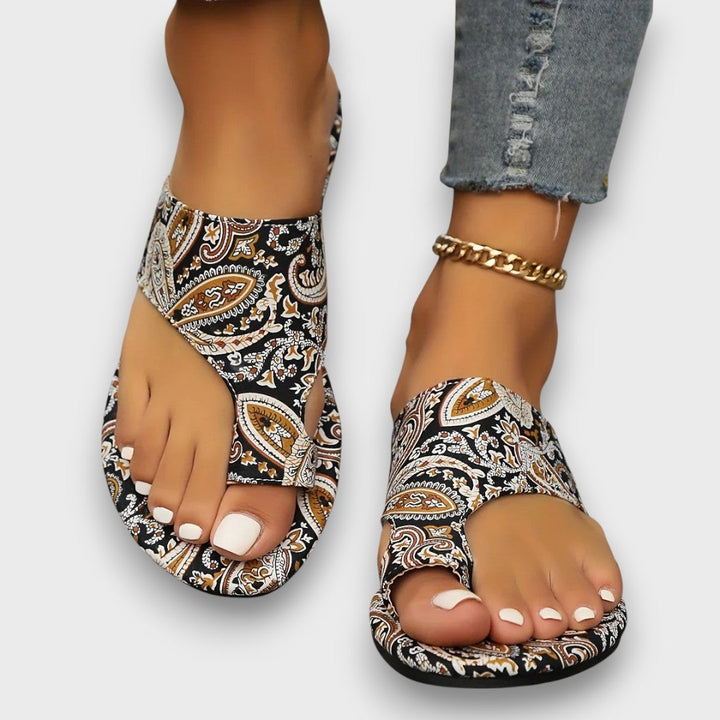 Sorima – Sandalias Boho con Patrón de Mandala