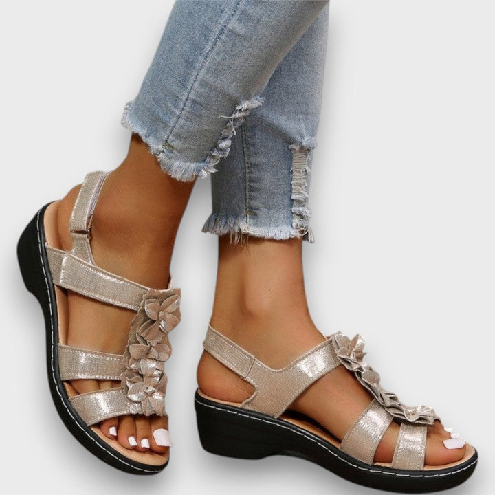 Brisella – Sandalias ortopédicas con tacón en cuña