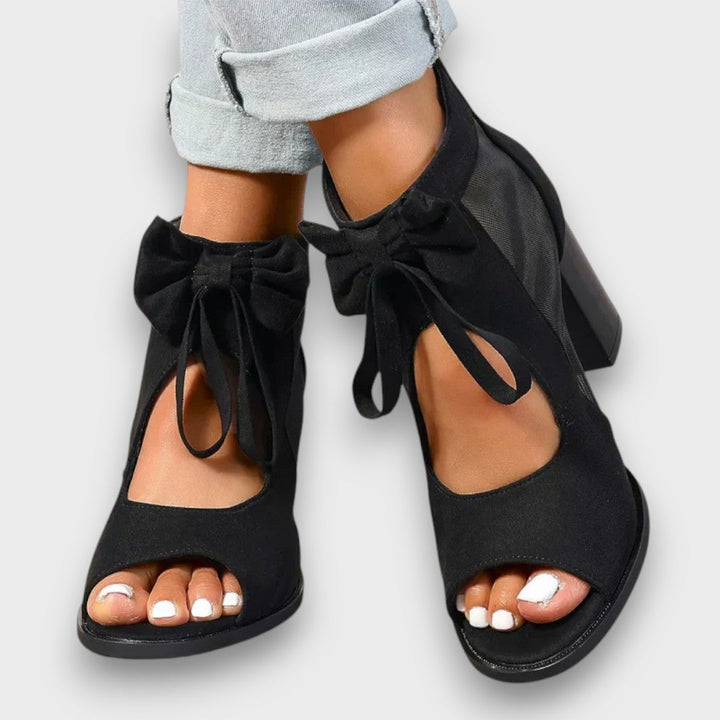 Alviera – Sandalias Elegantes con Lazo y Tacón Bloque